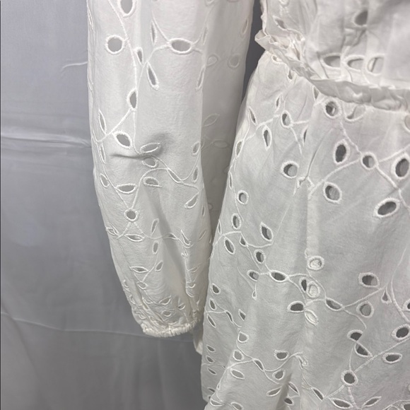 Gianni Bini Katrina White Eyelet Dress Size M - Picture 7 of 13